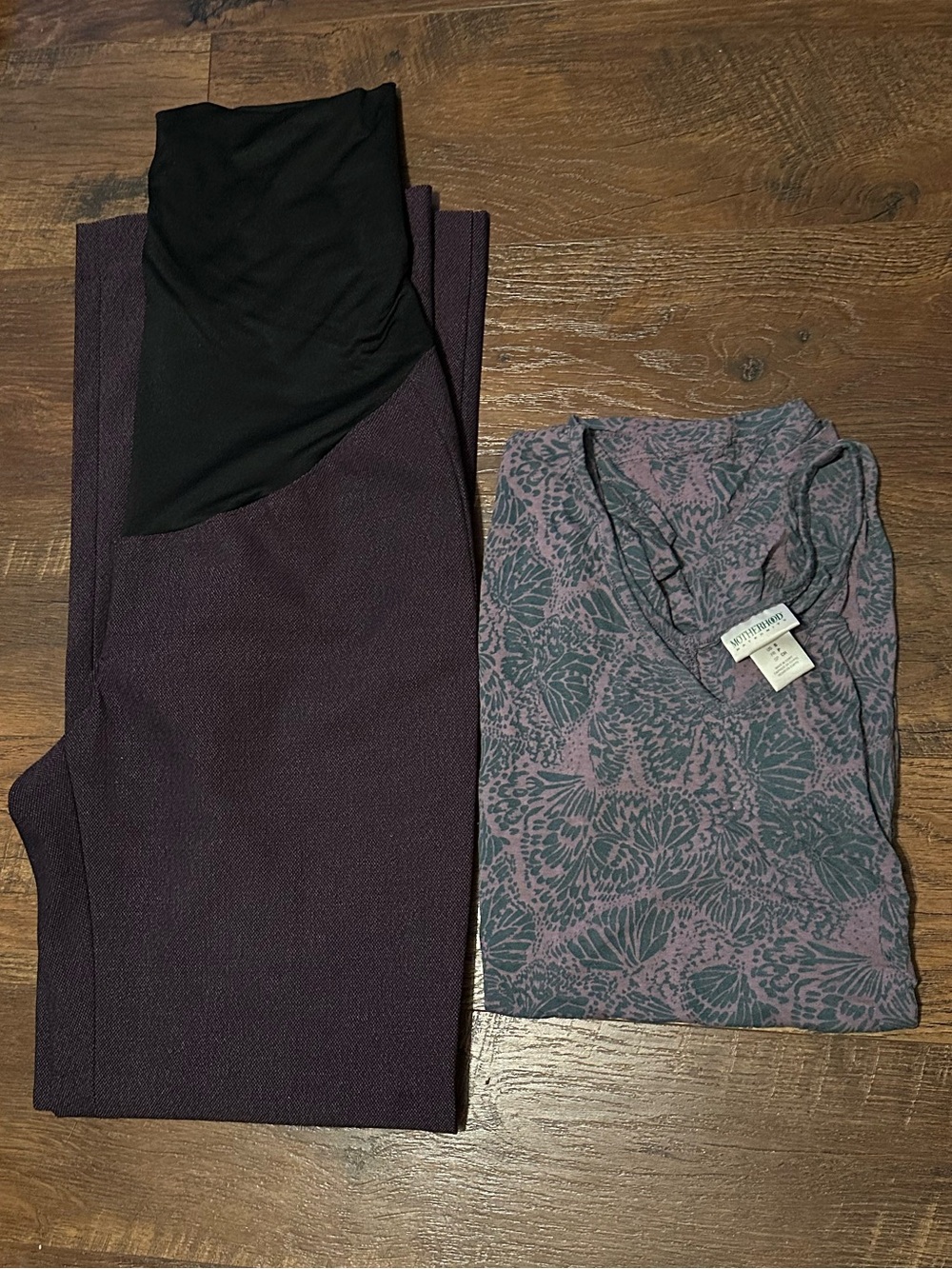 Maternity Outfit Size Small